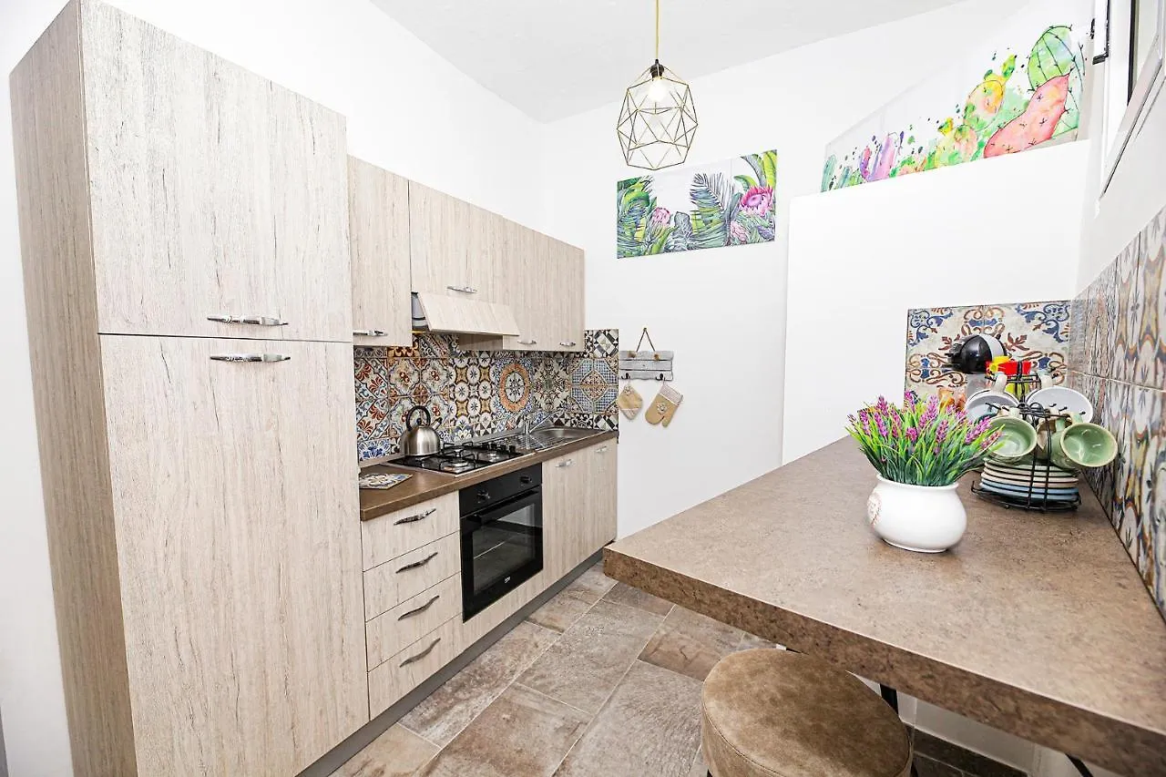 Casa Raffadali, In Centro Storico A Palermo Apartamento